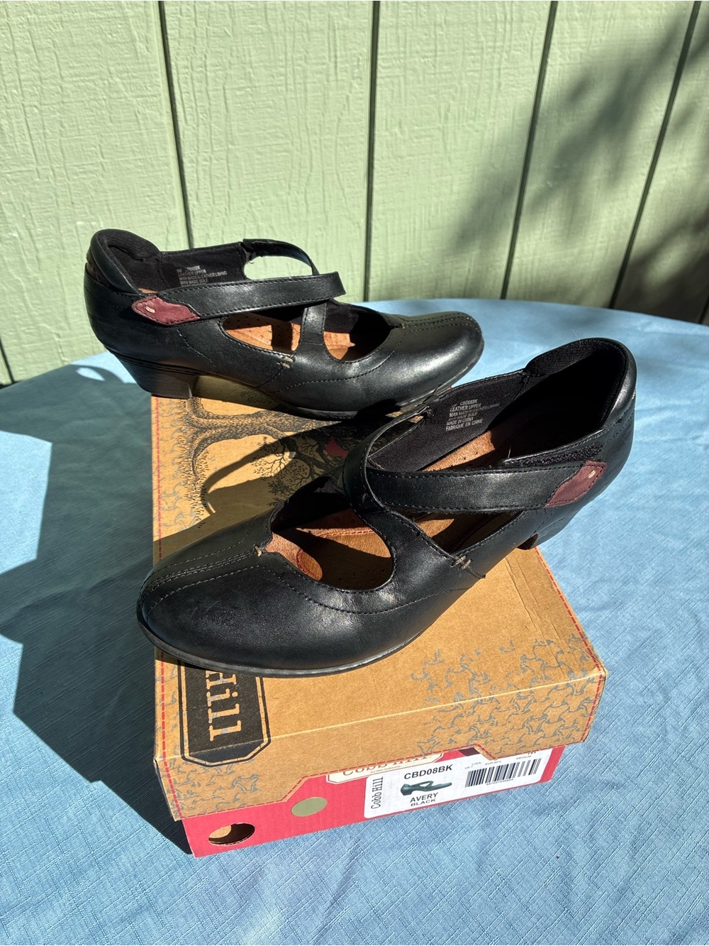 Cobb Hill Avery Black Women's Cross-Strap leather Heels size 9